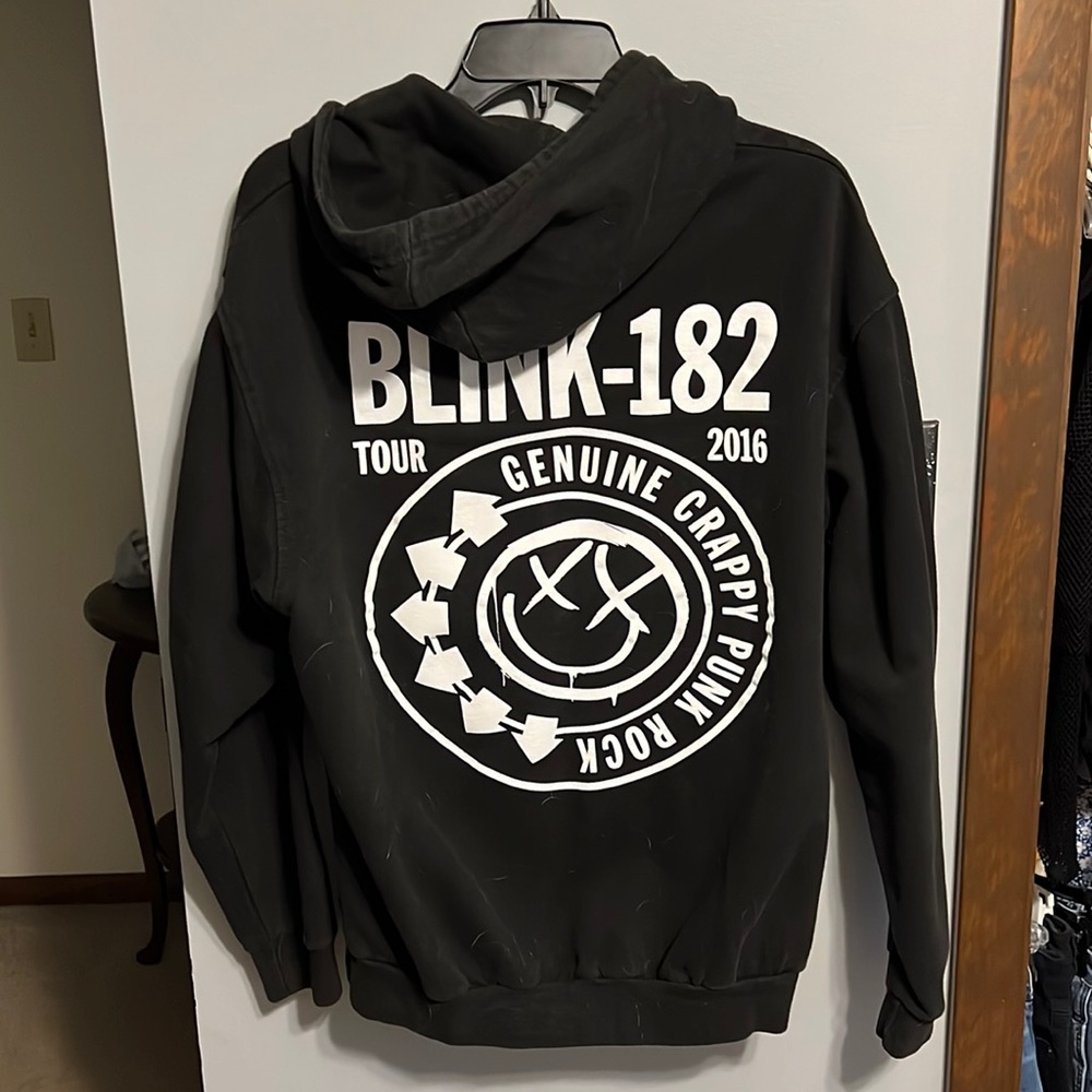 Blink 182 zip up